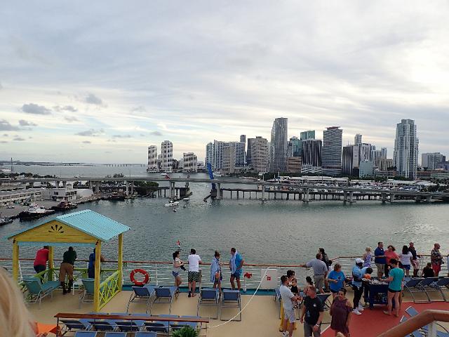 PB040056.JPG