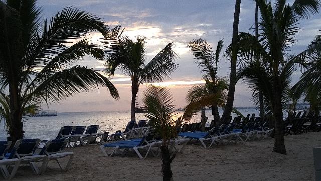 20171116_065124.jpg - FM0   FC111111011:zzzzzz0 8 f6f37804388d24f631c1c014c0 bac2fd15943405fe914744185aa1135 d86166014d 8fc b13153110820501591487278315d15d428da15915c026d6