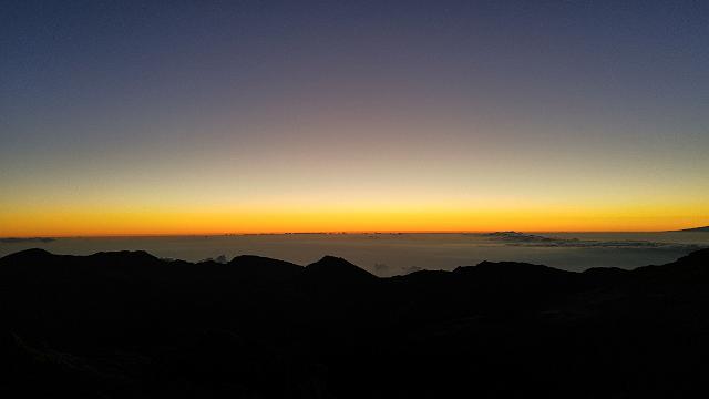 20161112_061109_HDR.jpg - HB = 0,8,-6 FN=0 lidx=285.67   FM0   FC000010000:zzzzzz01d11d 078043874441663838014c0 bac2fd14b 6ad c50139 698 c50127 689 c61115 67a c4f103 67a c97 f1 66c c7f df 66b cc9 cd 661 c8e bb 659 c75 a9 650 c37 97 64b c1d 85 649 c05 73 641 be3 8a 633 bc9 a1 649 bd4 b8 65b bd7 e5 664 c0a ee 690 c4a f7 693 c4b100 69e c56109 6b1 ca0112 6a9 c4c11b 6b6 c61124 6c9 c6f12d 6d0 c79136 6c9 c5d13f 6d6 c66148 6dd c8f151 6f1 c80
